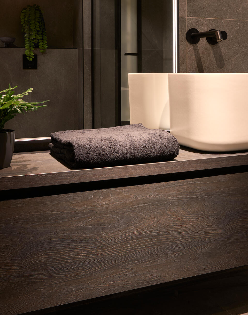 SG Accessories - TOWELS Seine Beach Towel LUXE
