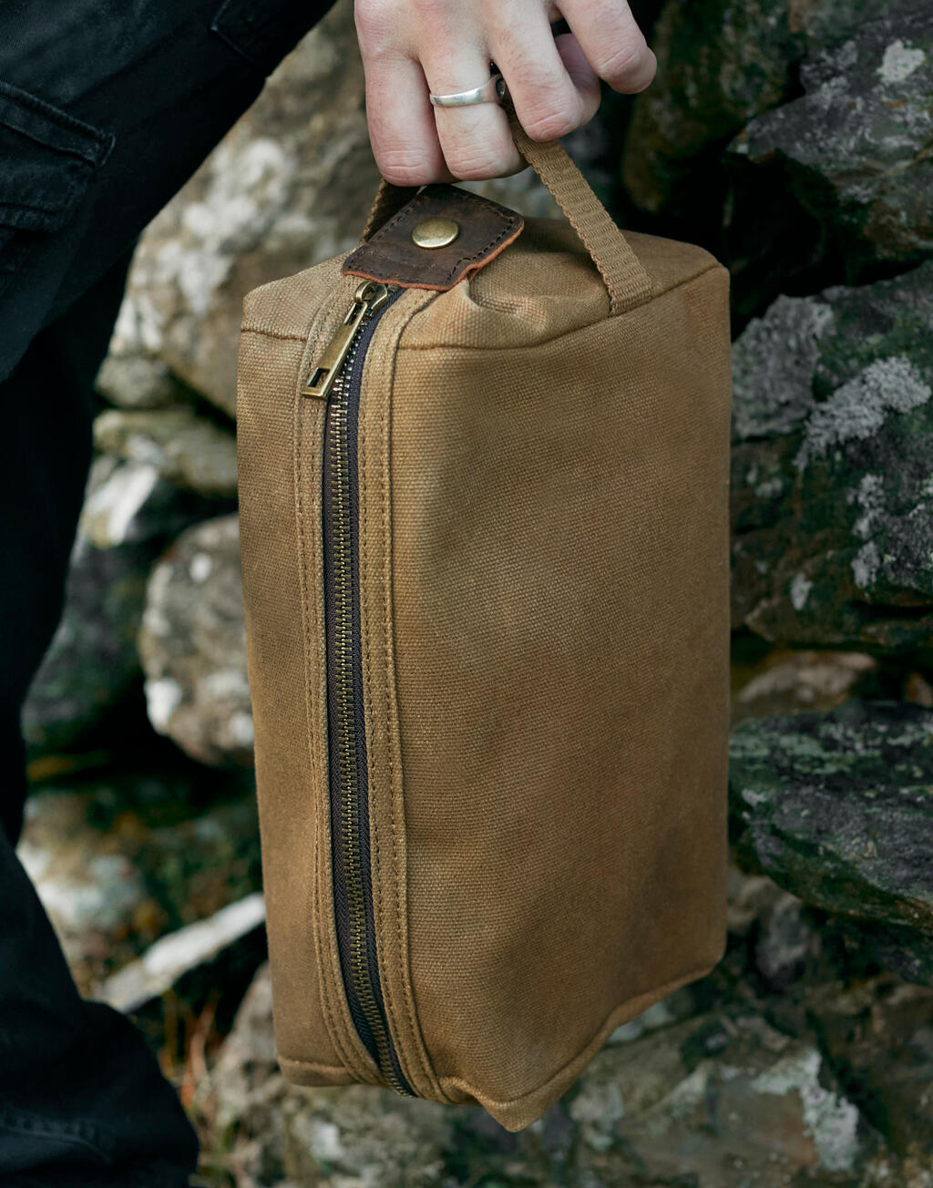 Quadra Heritage Waxed Canvas Wash Bag