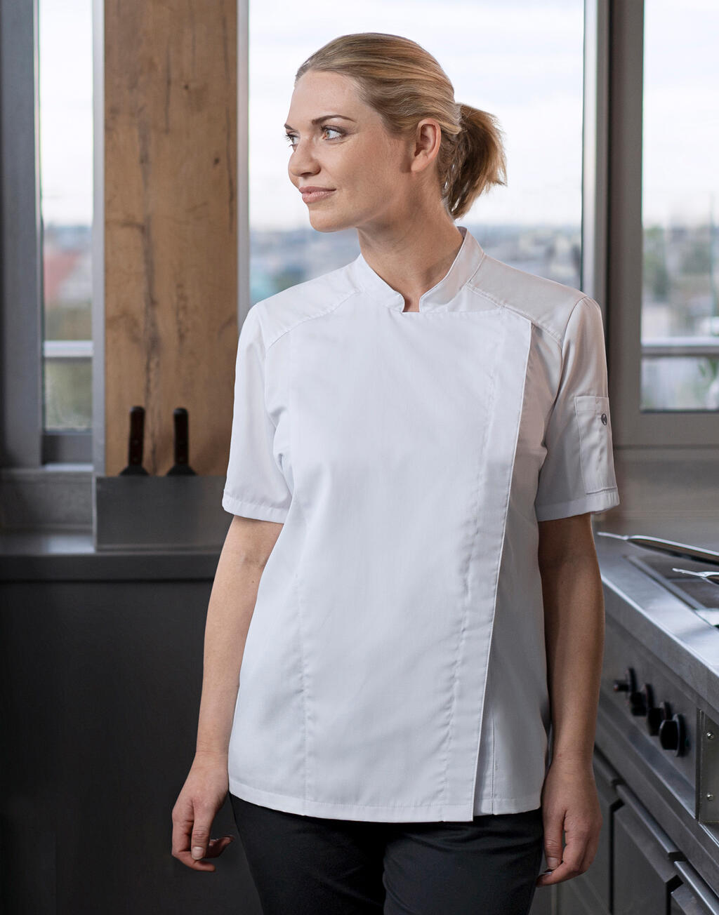 Karlowsky Short-Sleeve Ladies' Chef Jacket Modern-Look