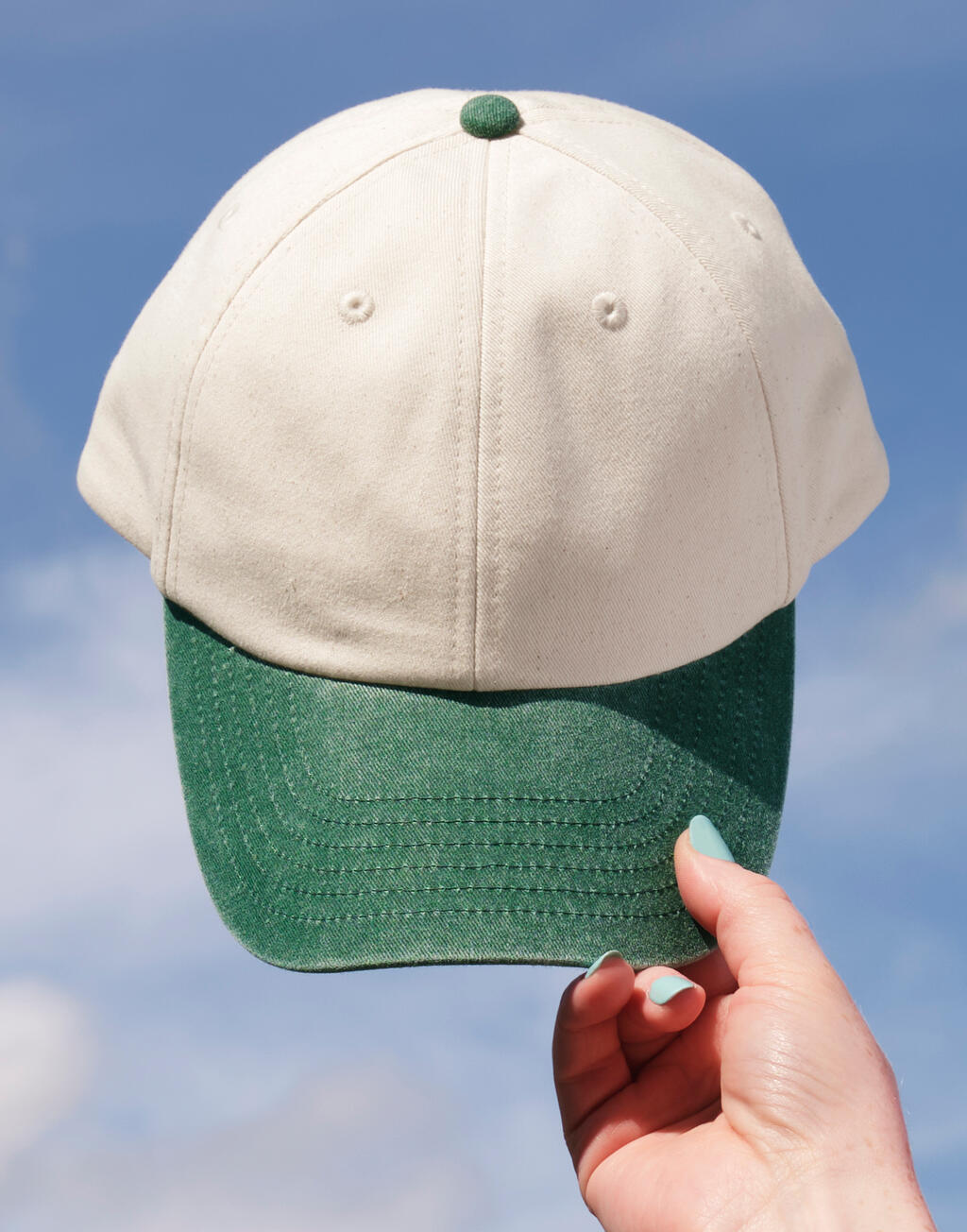 Beechfield Contrast Peak Low Profile Vintage Cap