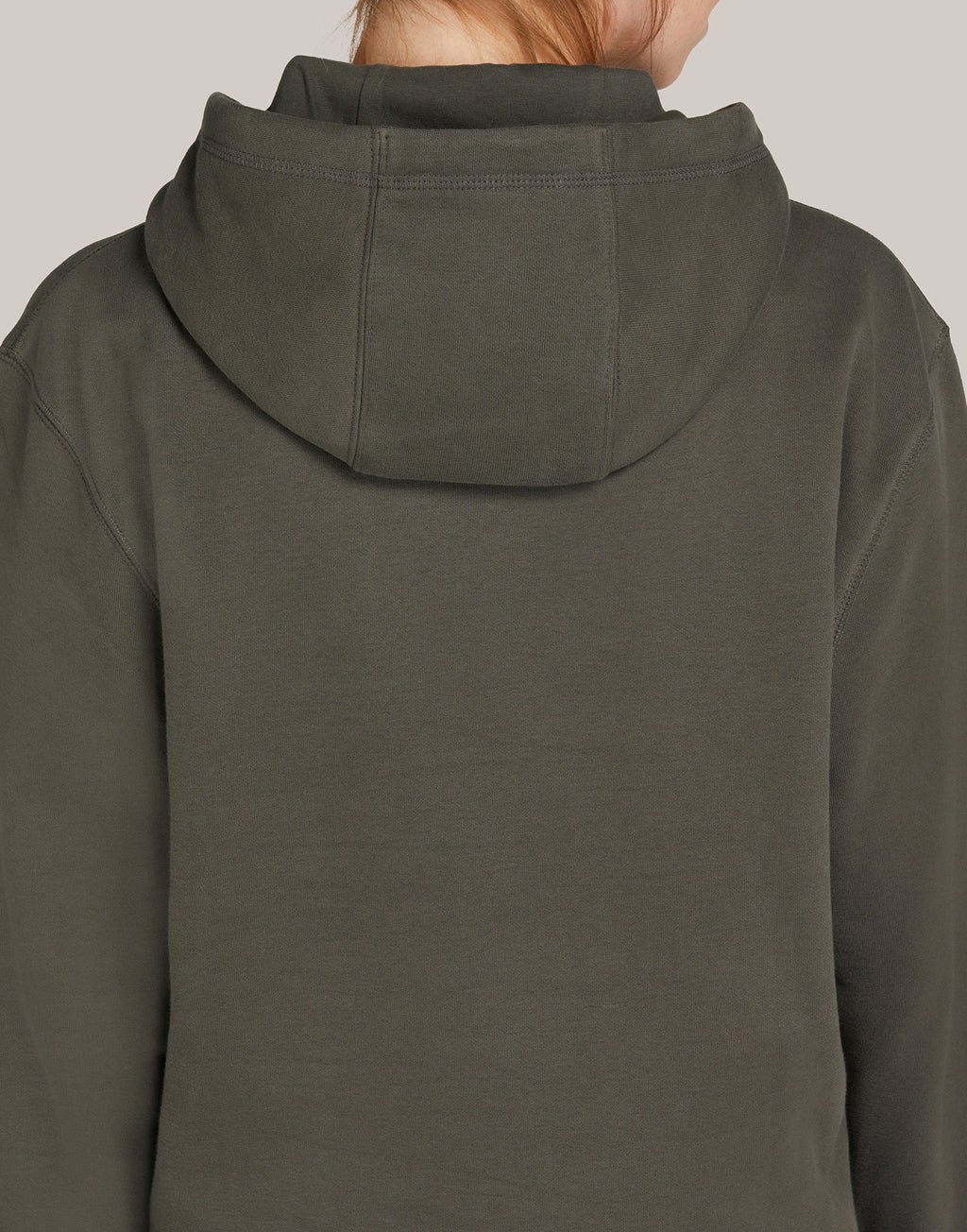 Signature Tagless Hooded Sweatshirt Unisex