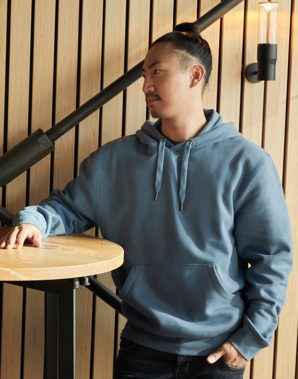 Signature Tagless Hooded Sweatshirt Unisex