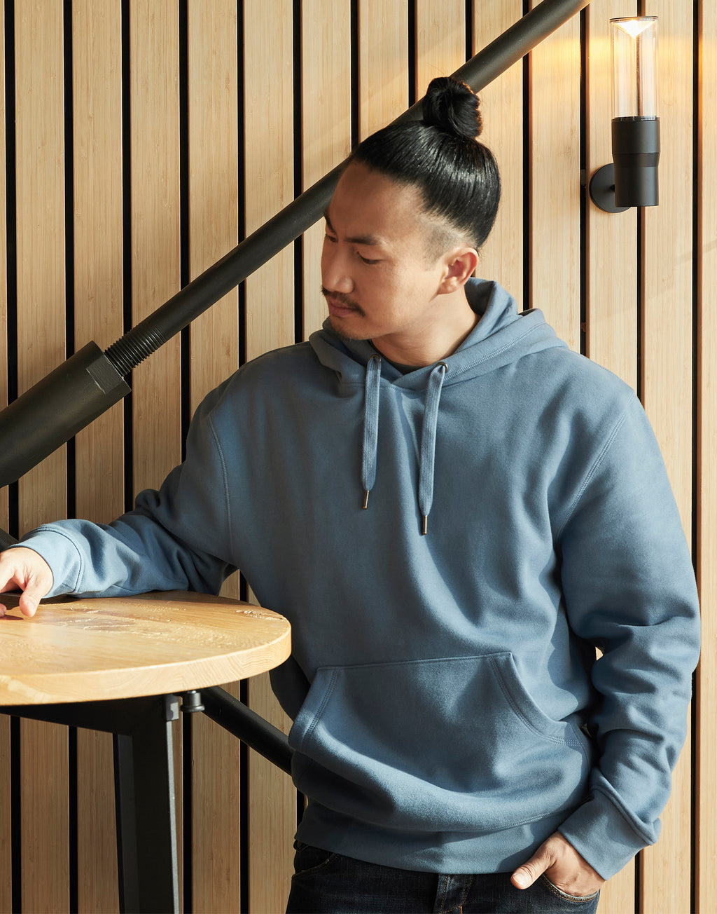 Signature Tagless Hooded Sweatshirt Unisex