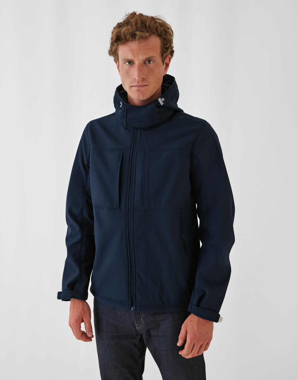 B&C Outerwear Hooded Softshell/men