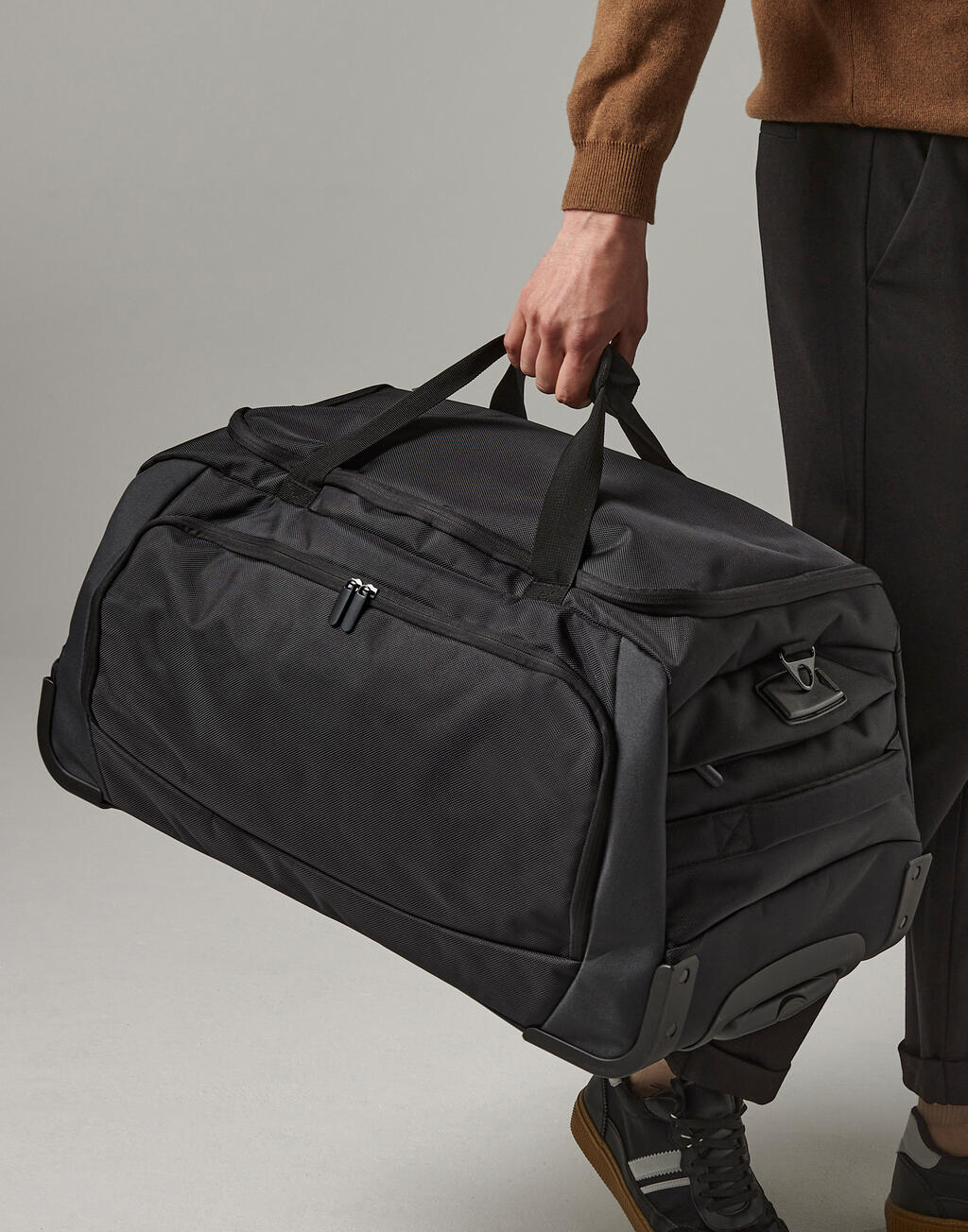 Quadra Tungsten™ Wheelie Travel Bag