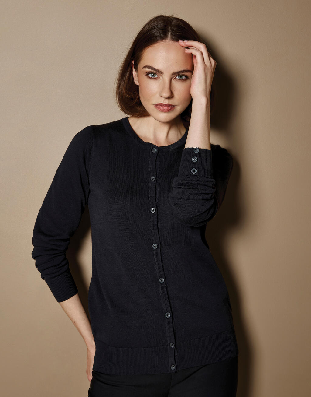 Kustom Kit Women's Classic Fit Arundel Crew Neck Cardigan