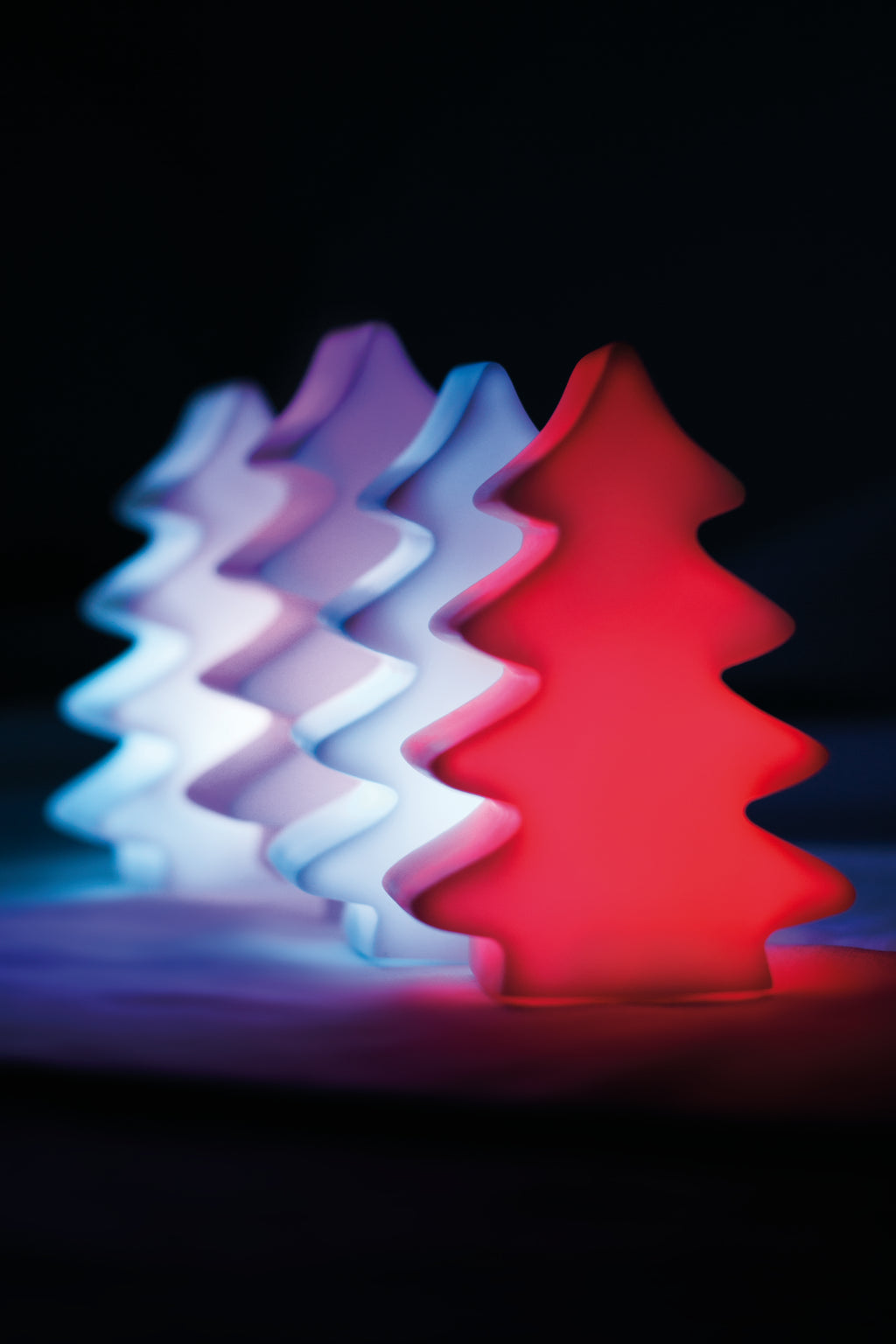 LUMITREE – Tree colour changing light – item ambiant picture