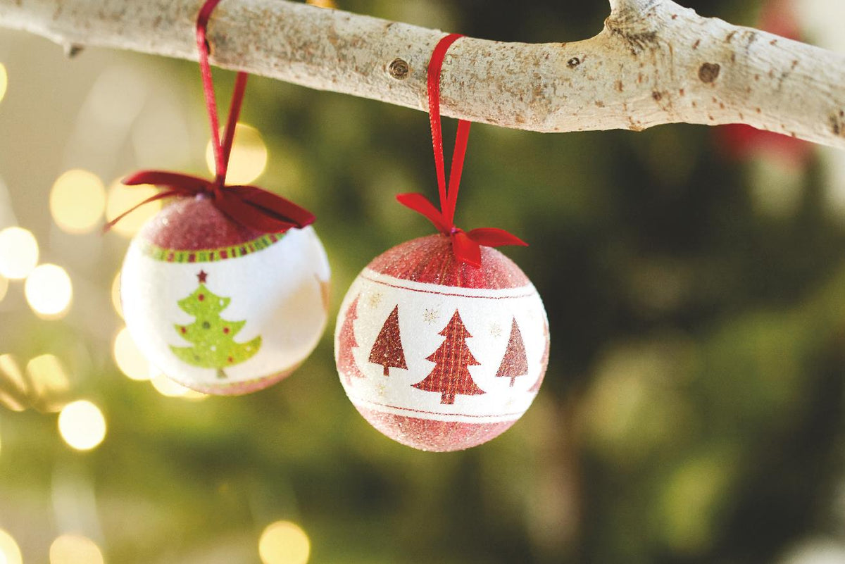 SNOWY – Christmas bauble in gift box – item ambiant picture