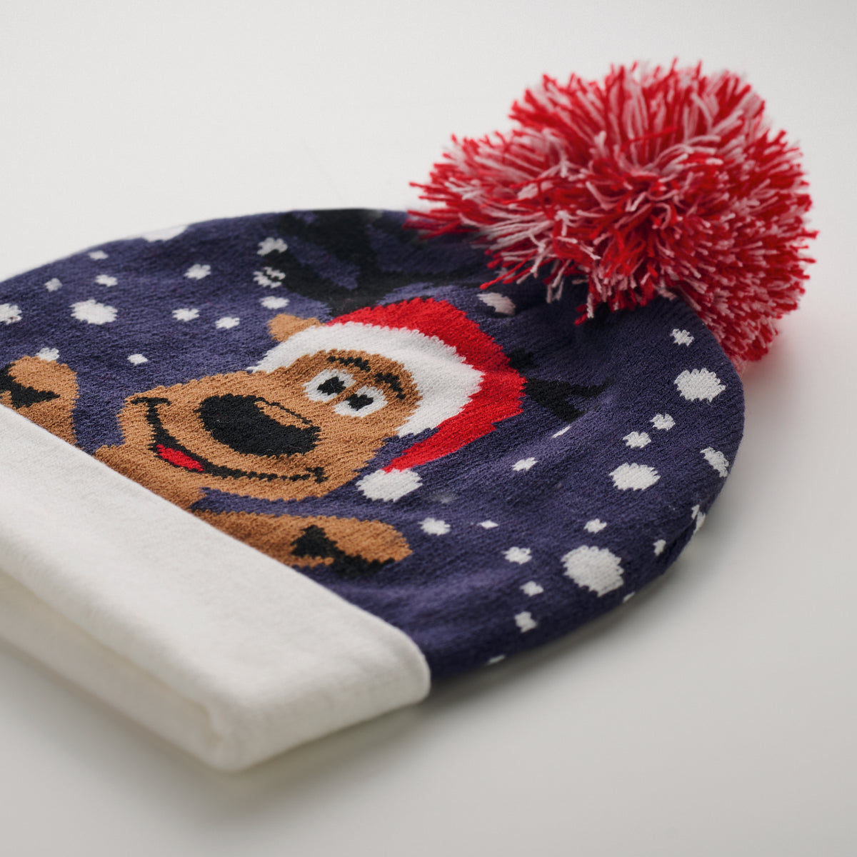 SHIMAS HAT – Christmas knitted beanie – item detail picture