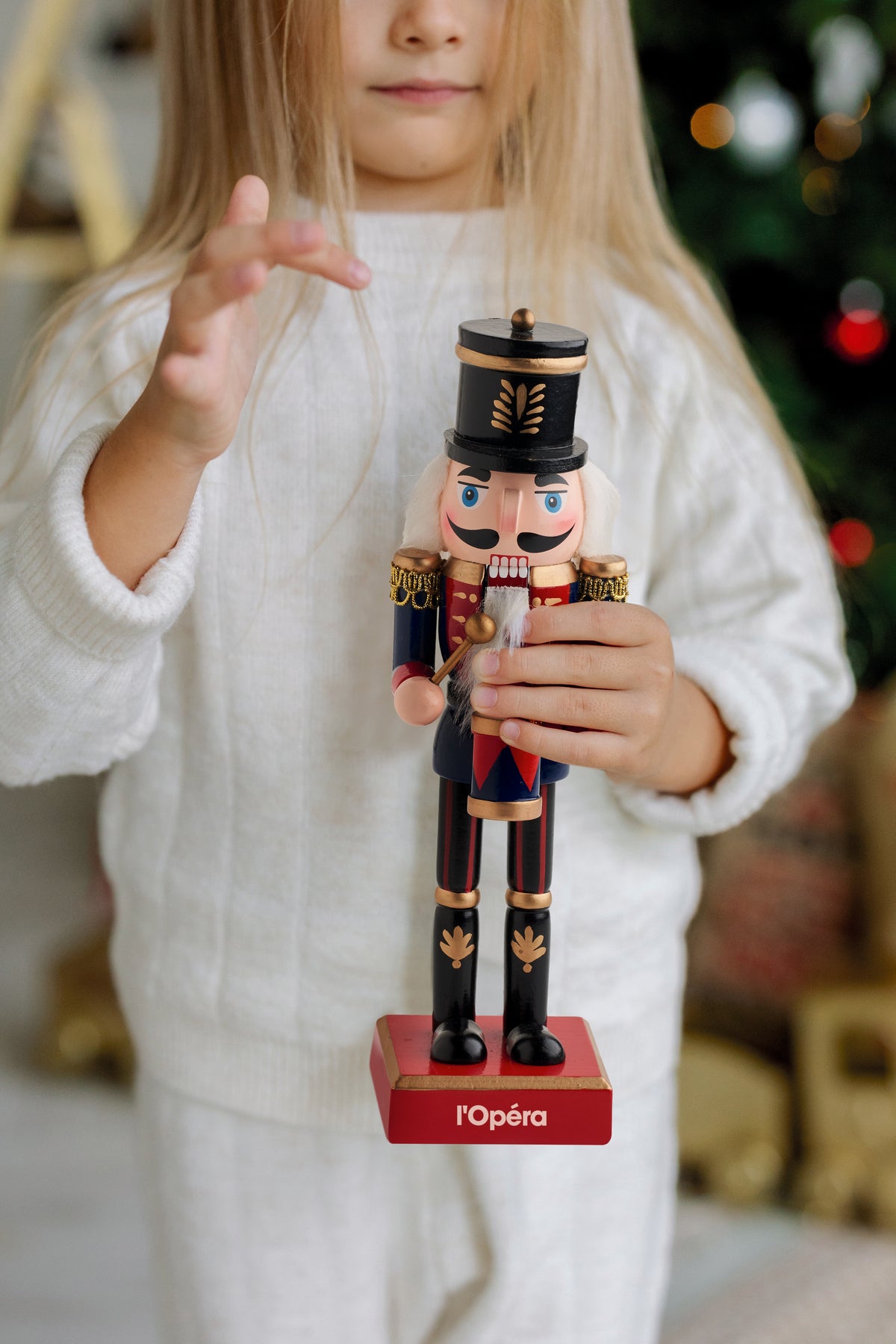 JOLLY CRUNCH – Nutcracker character in wood – item picture printed