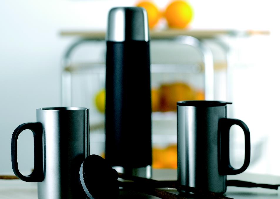 ISOSET – Insulation flask with 2 mugs – item ambiant picture