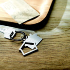 SNIPER – Metal key ring house shape – item ambiant picture
