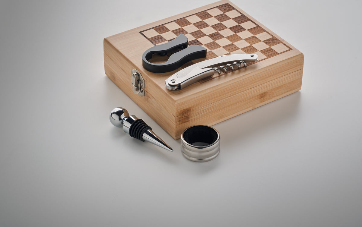 CHESSET – Chess board wine set – item detail picture