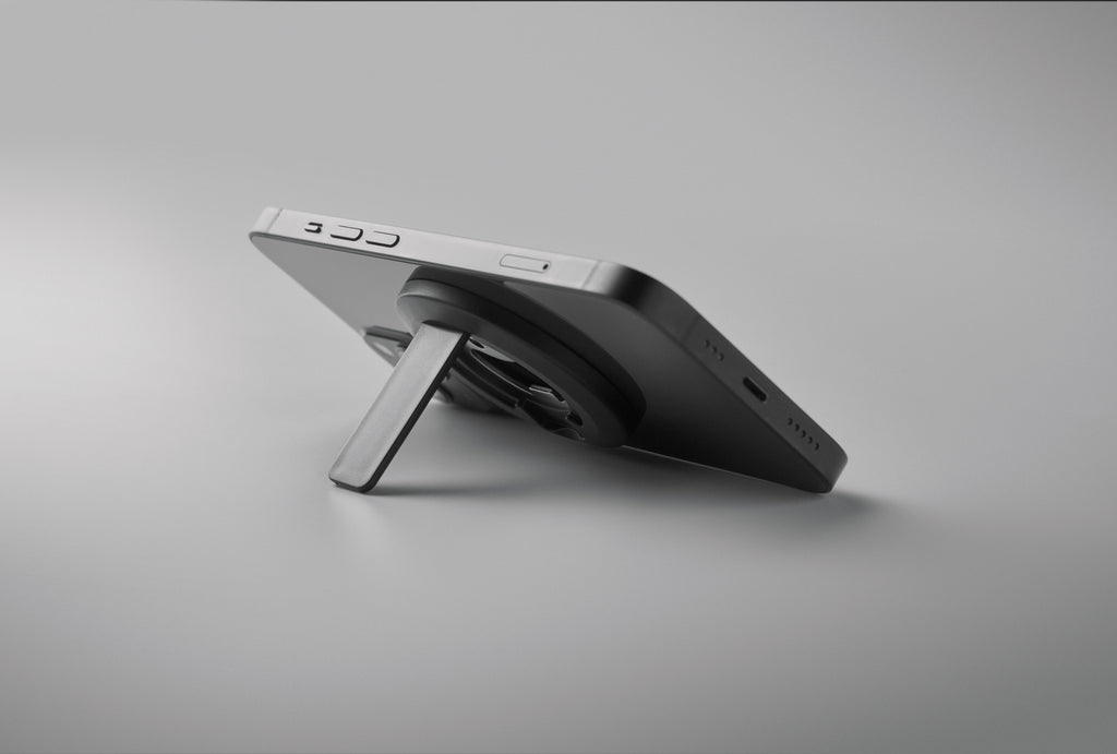 DOSENUNO – Phone holder and bottle opener – item picture top