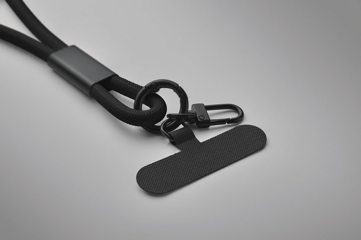 COCHARGE – 60W charging and data lanyard – item picture open