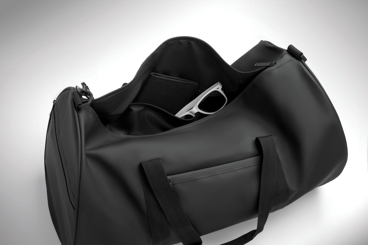 BANGKOK – Duffle bag in 600D RPET – item picture side