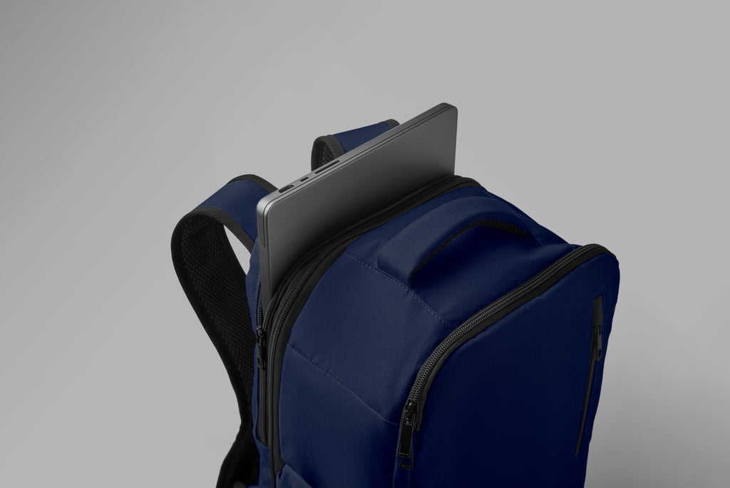 FLYSAFE – Cabin size carry on backpack – item picture open