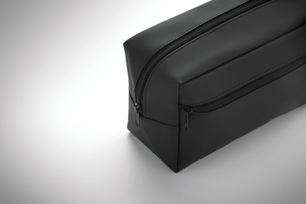 DOPPKIT – Toiletry bag in 600D RPET – item picture open