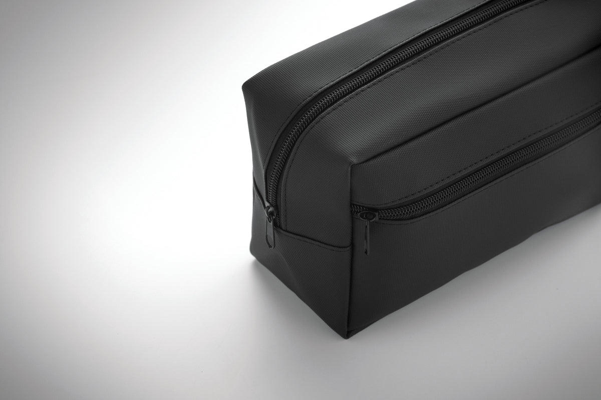 DOPPKIT – Toiletry bag in 600D RPET – item picture open