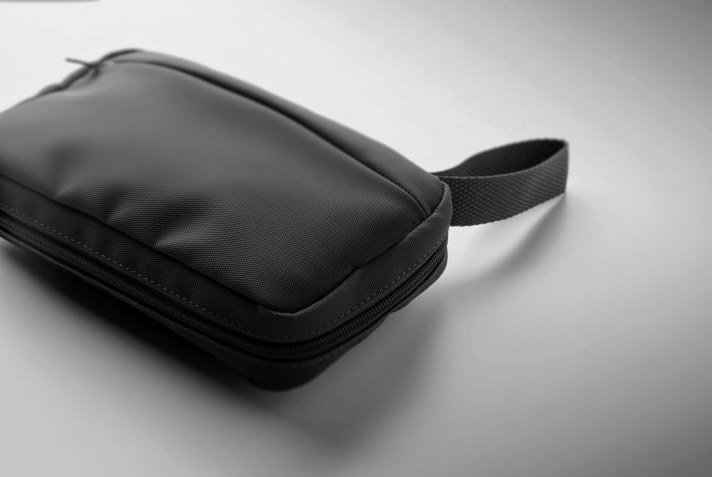 VANIT – Toiletry bag 600D RPET – item detail picture