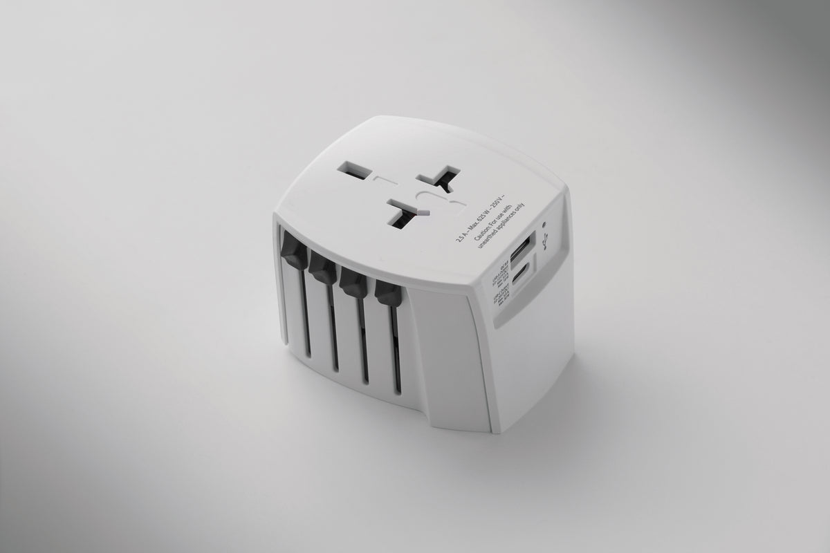 MUV USB AC30 PD – SKROSS® MUV USB AC 30W PD – item ambiant picture