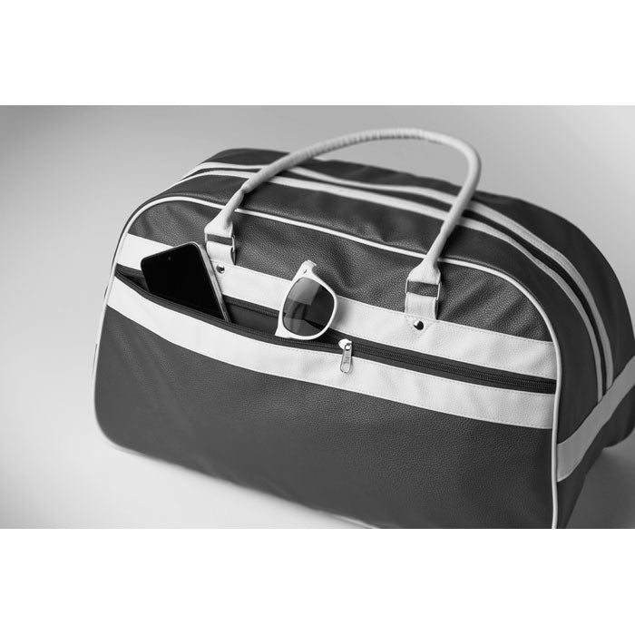 NOSTALGIC – PU sports bag – item picture open