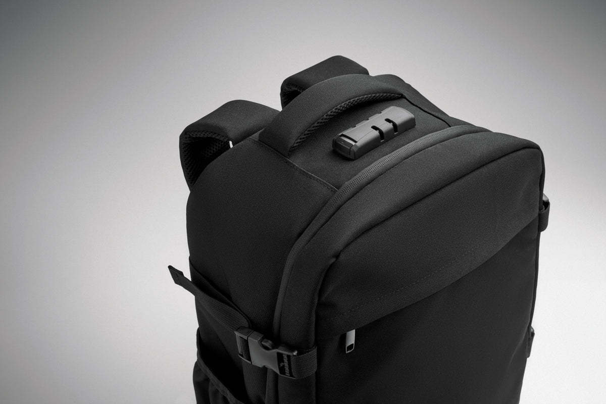 LOCK&GO – 15" RPET backpack lock 20L – item picture open