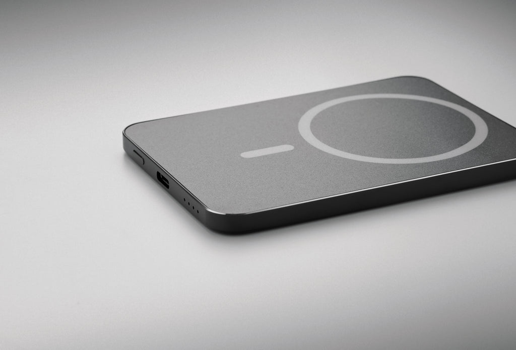 SLIMVOLT – Slim magnetic power bank 20W – item picture open