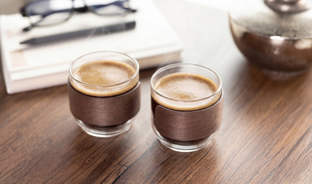 BOGOTA SET – Coffee glass set walnut grip – item ambiant picture