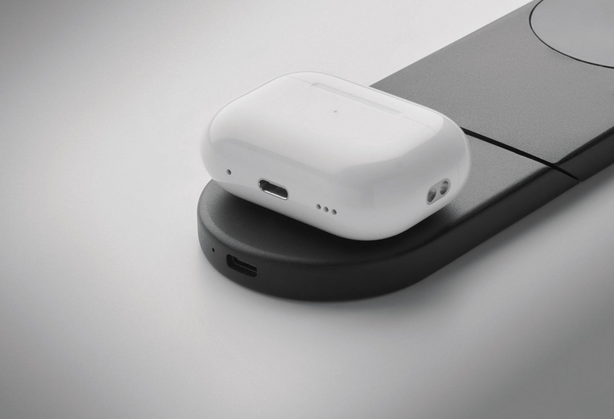 ELASTI – Foldable 3-in-1 charger 15W – item detail picture