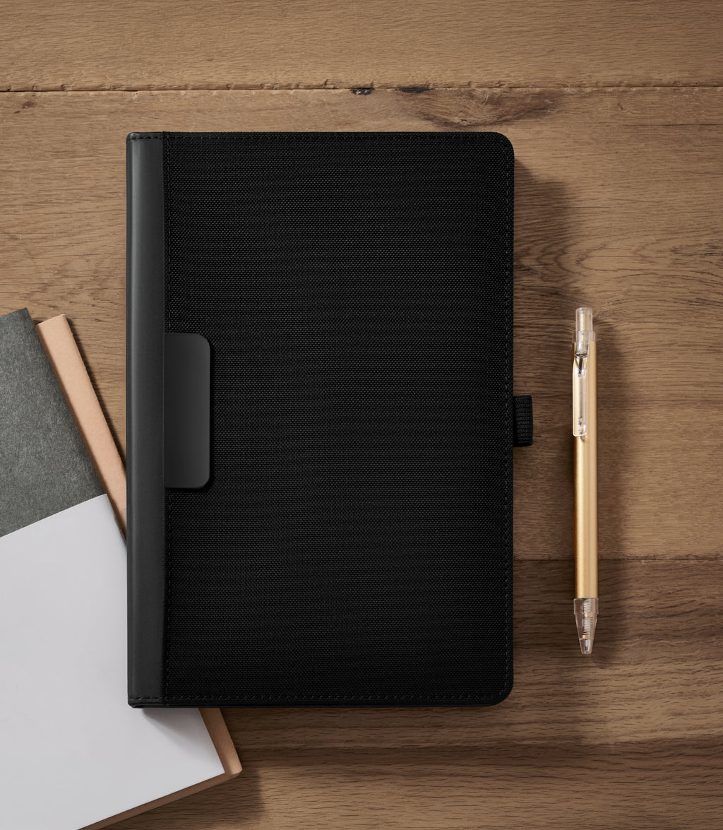 PROFILE5 – A5 portfolio with notepad – item ambiant picture