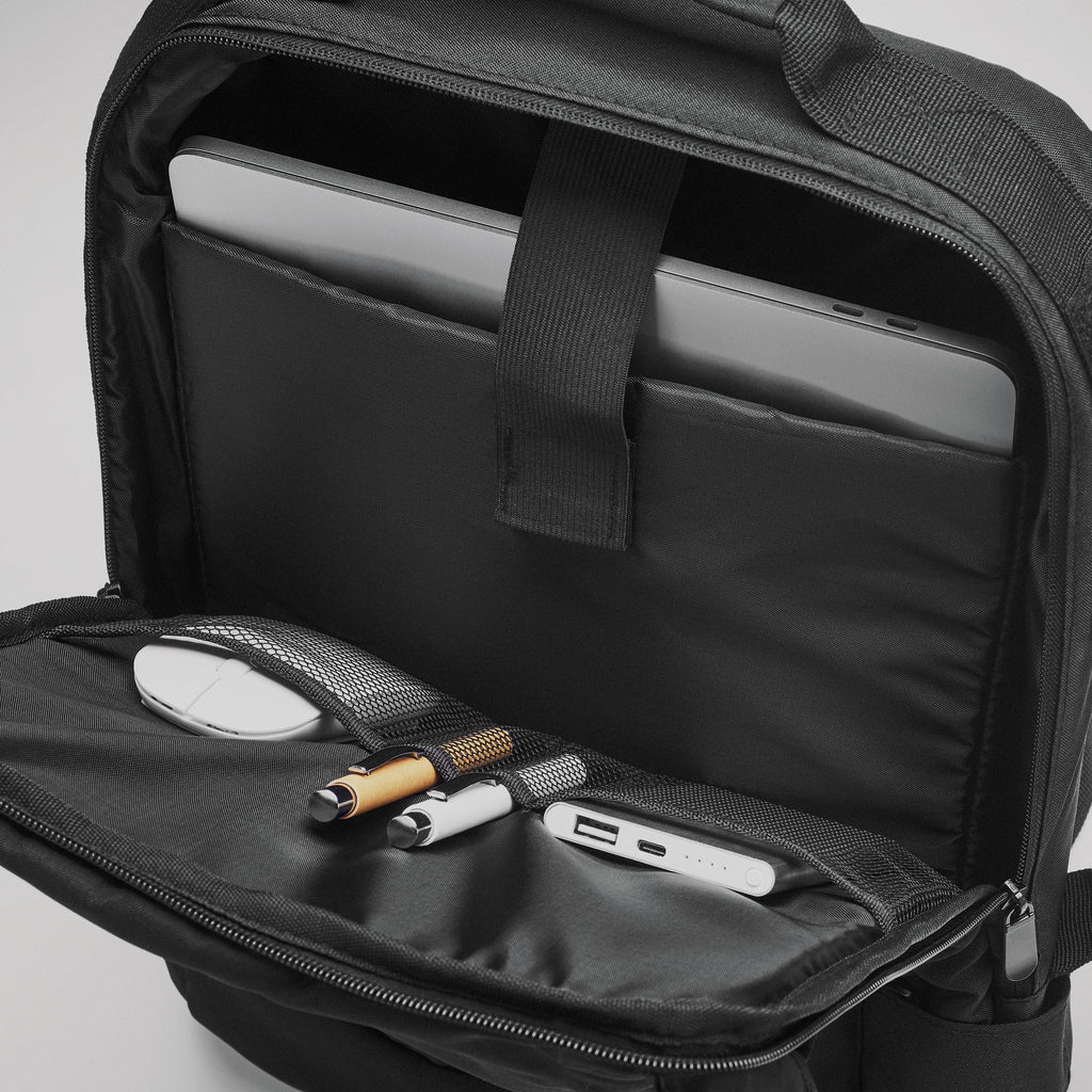SINGAPORE – Laptop backpack in 300D RPET – item picture open