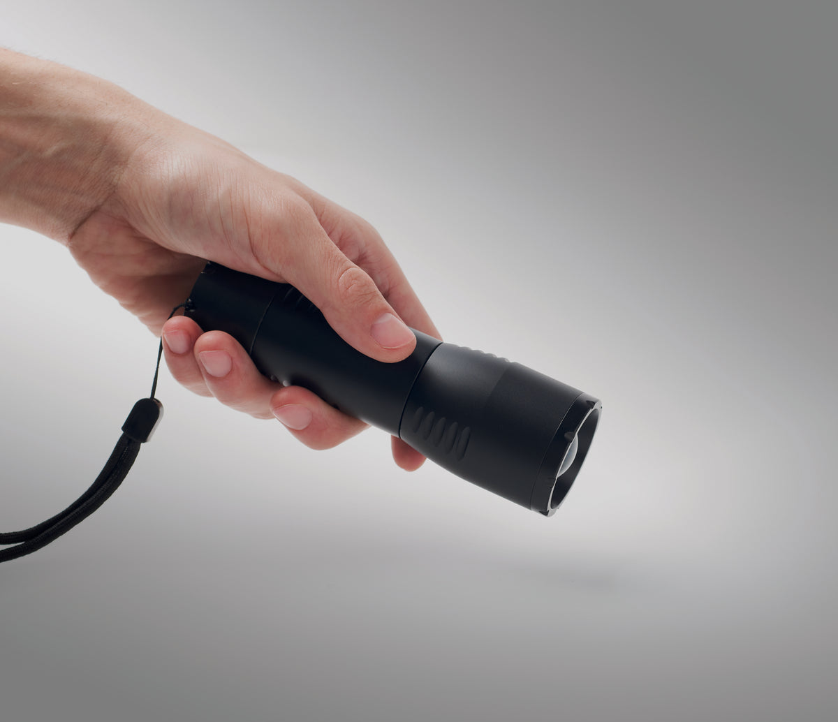ENTA – Small aluminium LED flashlight – item ambiant picture