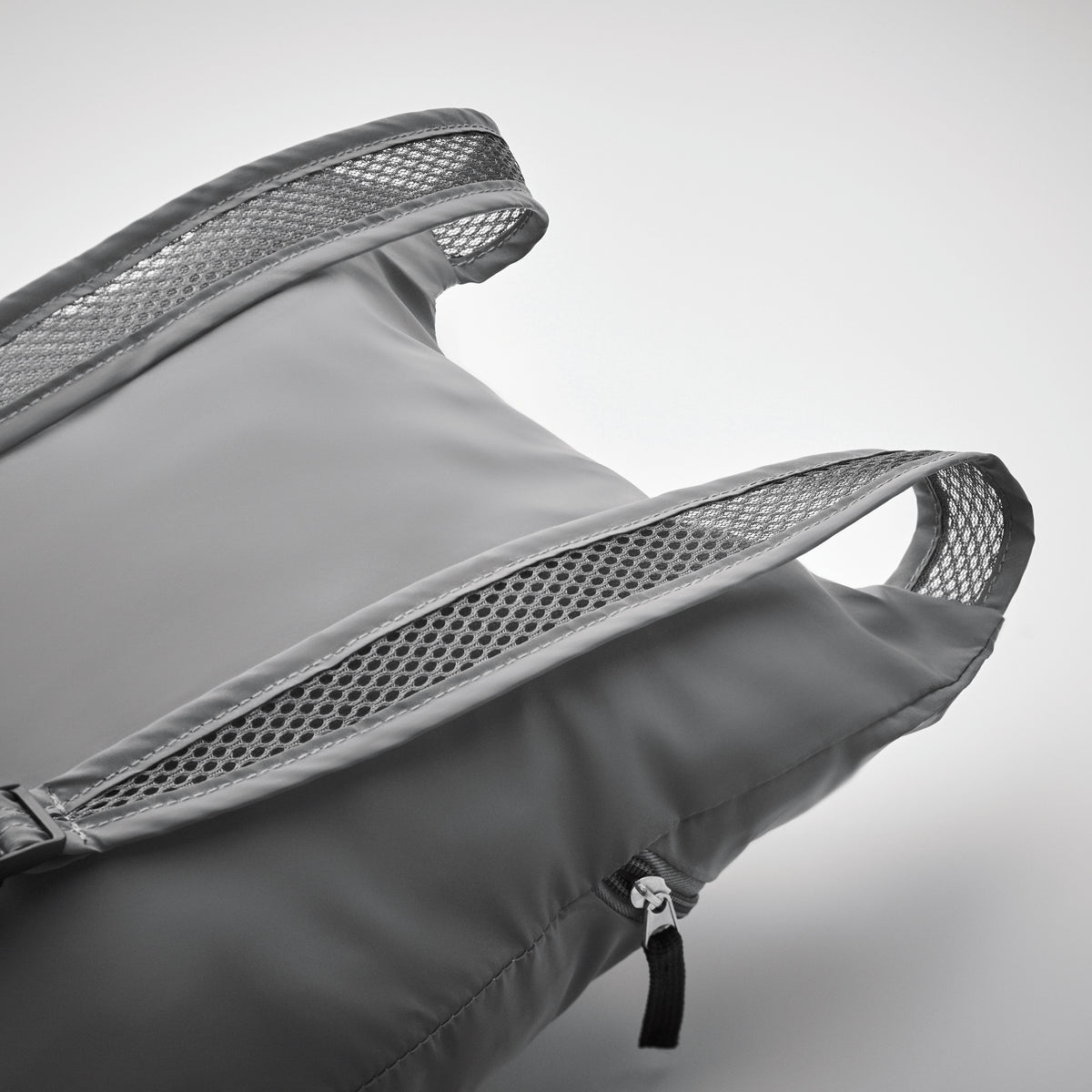 DESTELLO – Foldable reflective sports bag – item detail picture