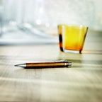 SUMATRA – Bamboo automatic ball pen – item ambiant picture