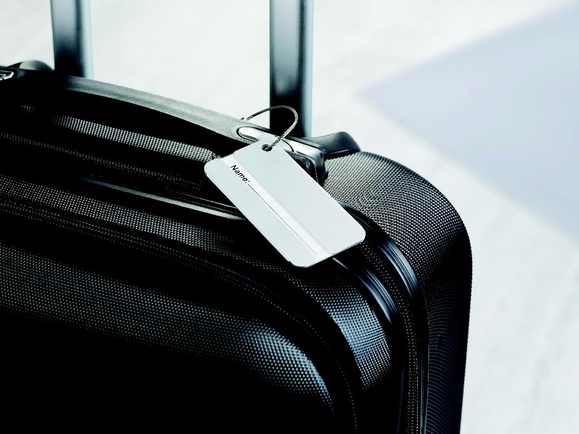TAGGY – Aluminium luggage tag – item ambiant picture
